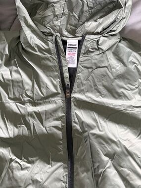 Gymshark Hooded Lightweight Windbreaker - Sage